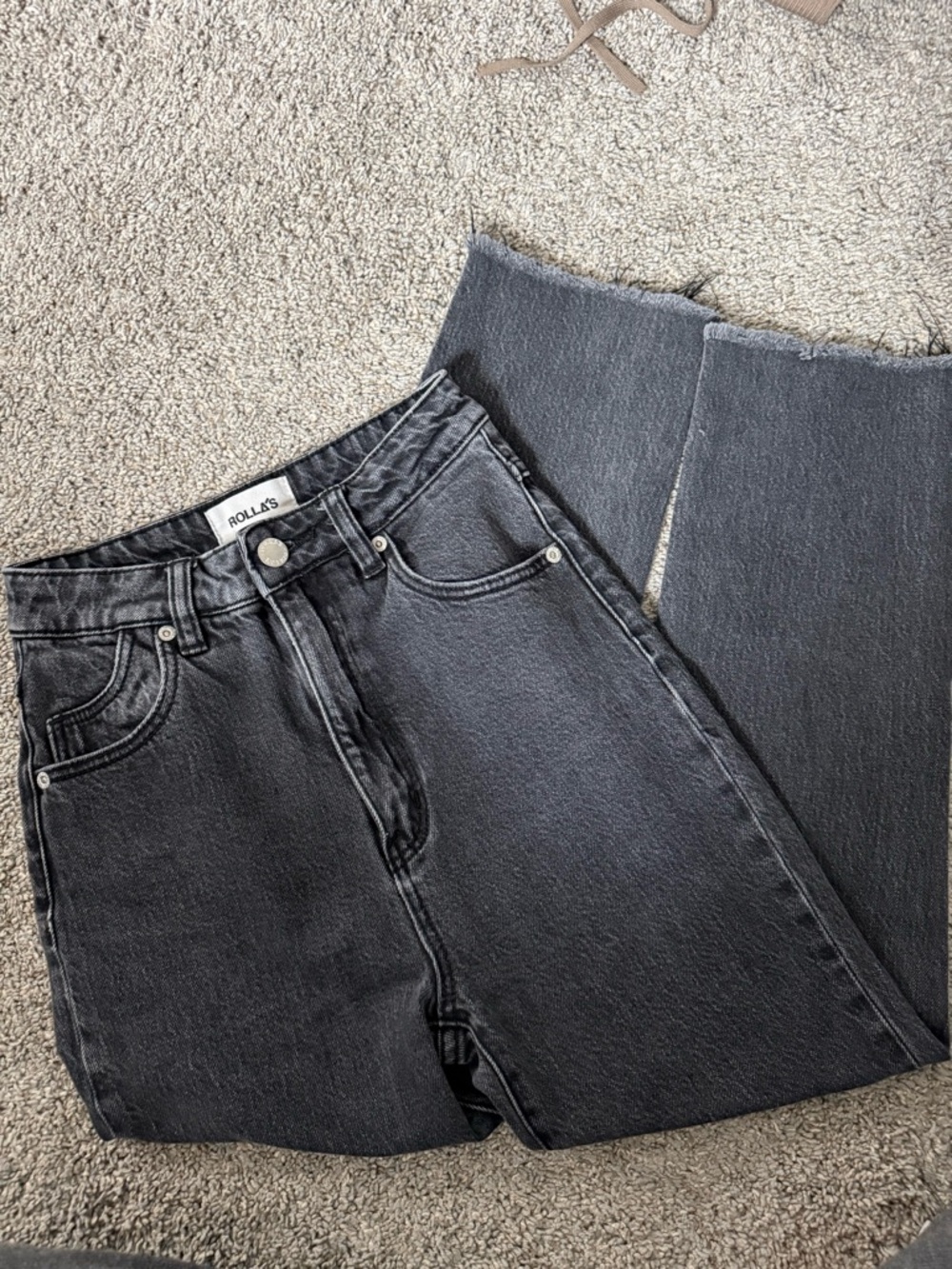 ROLLA'S High-Rise Raw-Hem Black Denim Jeans